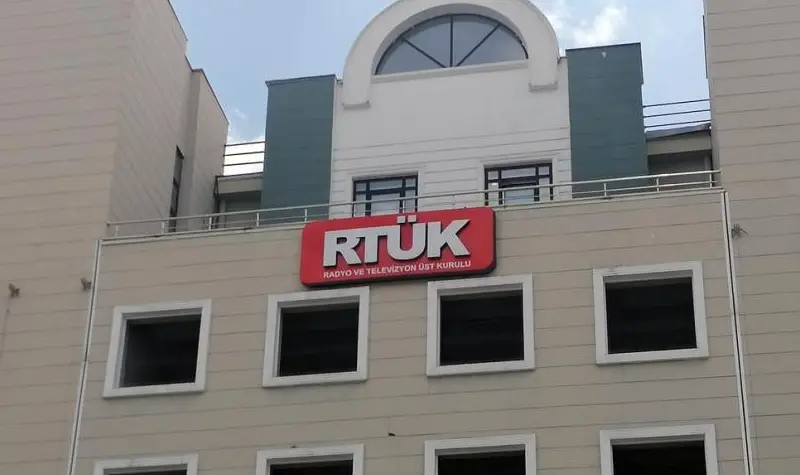 RTÜK, Kayyım Eleştirisi Yapan Kanallara Ceza Kesti